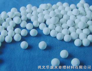海南活性氧化鋁球價格解讀及?？诨钚匝趸X干燥劑應用分析