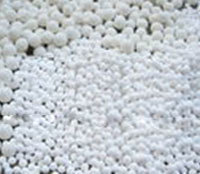 活性氧化鋁球的用途 干燥劑與凈水劑的專業(yè)應用