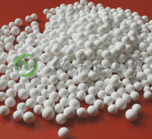 活性氧化鋁球高清圖片解析 特性、用途與選購要點